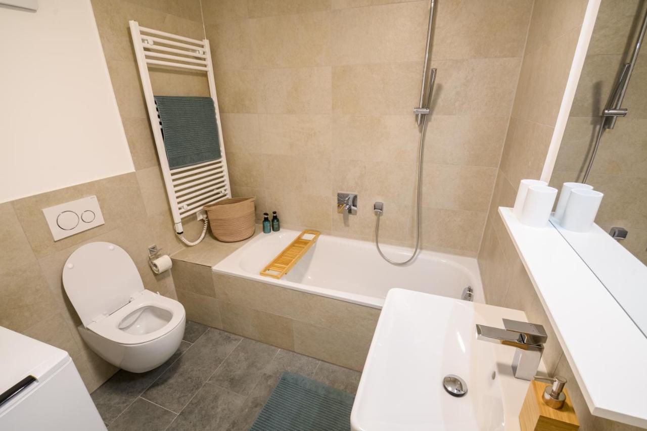 باد ايبلنغ Orangehome: Waldlichtung - Zentral Zwischen Therme Und Stadtmitte المظهر الخارجي الصورة